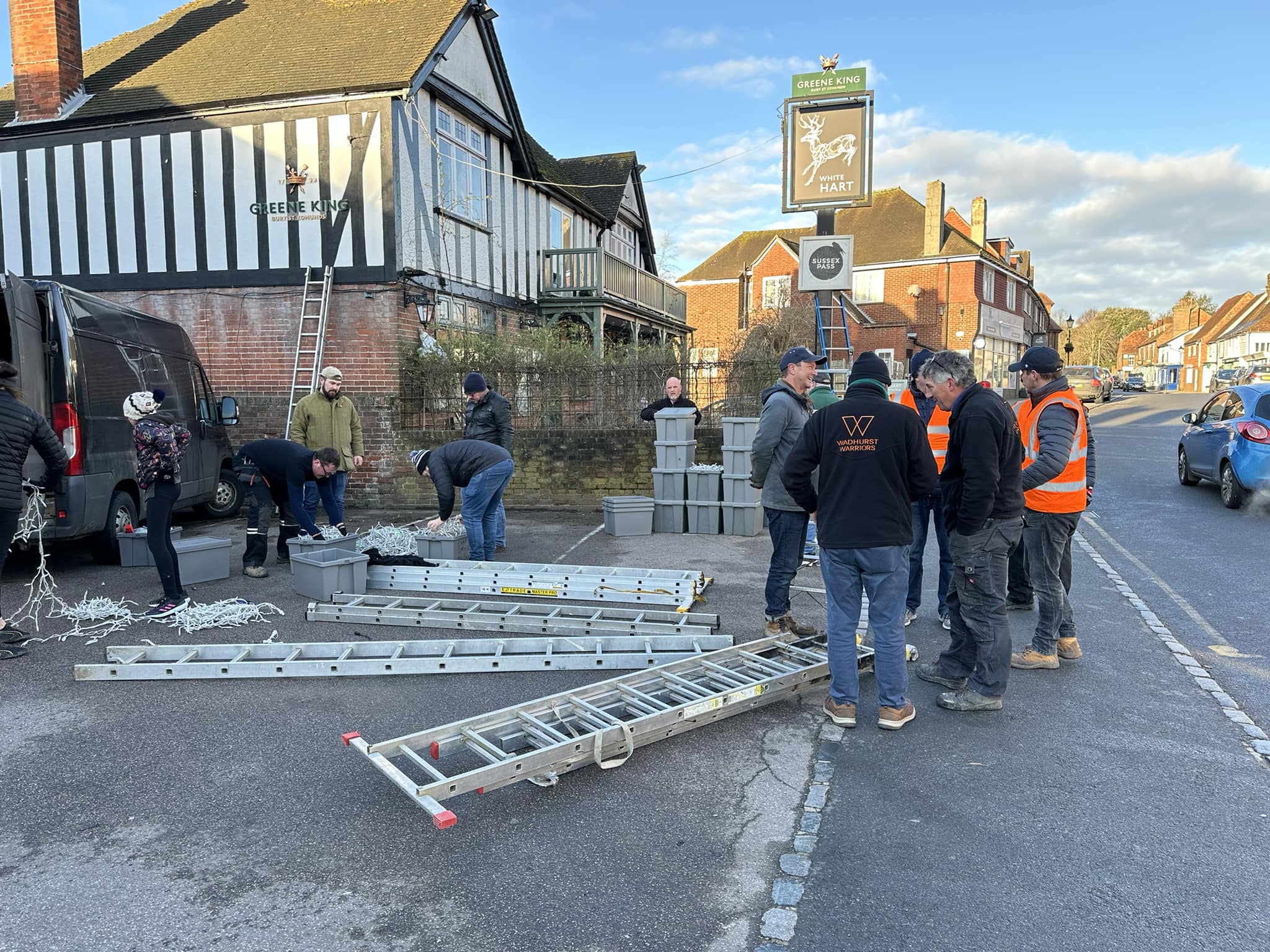 Volunteers working together